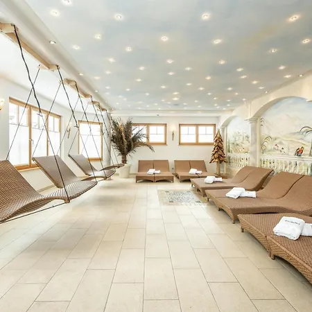 Aparthotel Almschlössl&schrotteralm 4*
