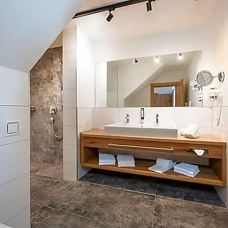 Hotel apartamentowy Almschloessl & Schrotteralm