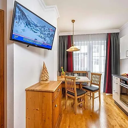 Almschloessl & Schrotteralm Hotel apartamentowy 4*