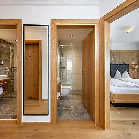 Hotel apartamentowy Almschloessl & Schrotteralm 4*