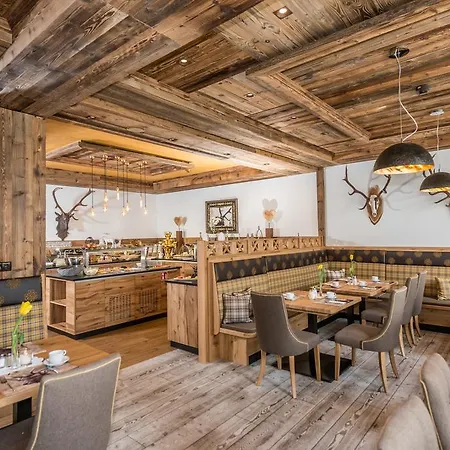 Almschloessl & Schrotteralm Lägenhetshotell Obertauern