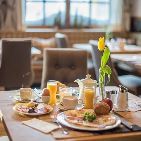 Almschloessl & Schrotteralm Lejlighedshotel